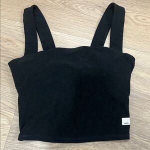 Vuori Cropped Tank Top with Wide Straps